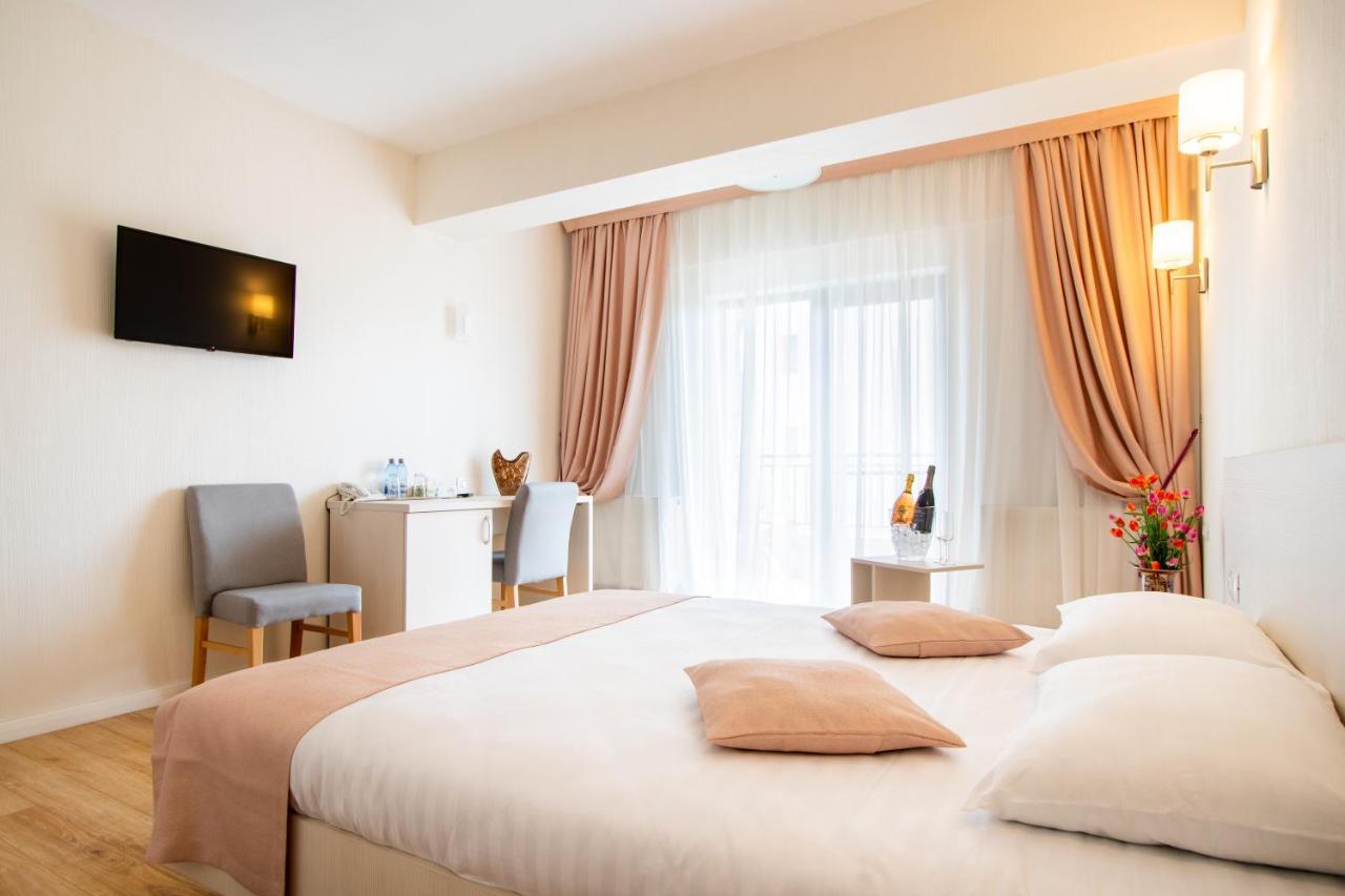 Hotel Bulevard Râmnicu Vâlcea Extérieur photo