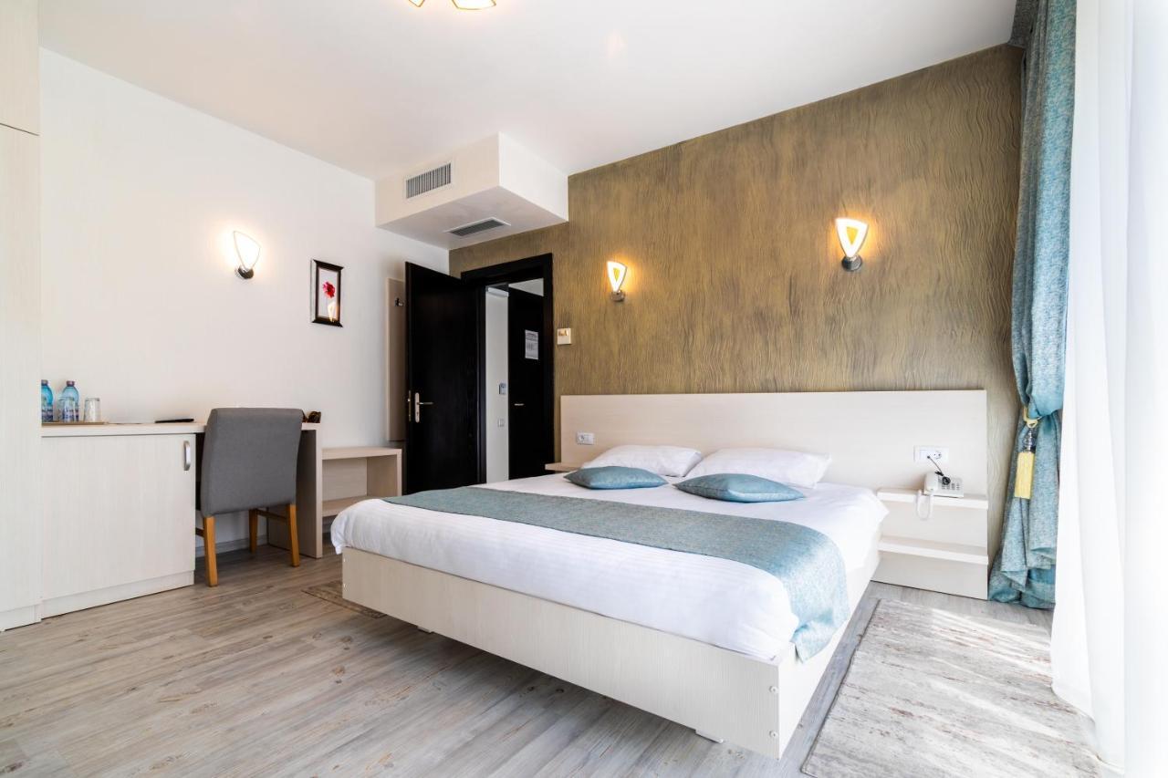 Hotel Bulevard Râmnicu Vâlcea Extérieur photo