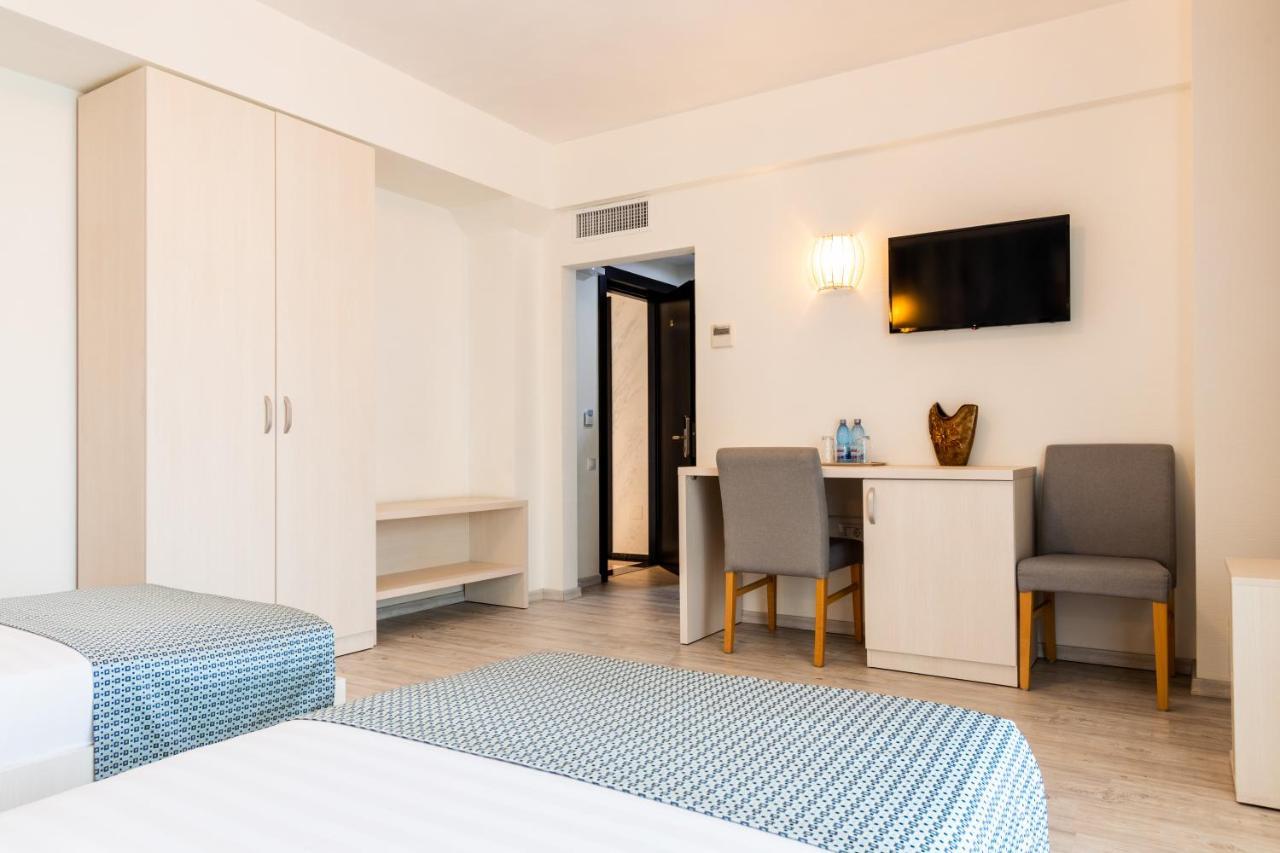 Hotel Bulevard Râmnicu Vâlcea Extérieur photo