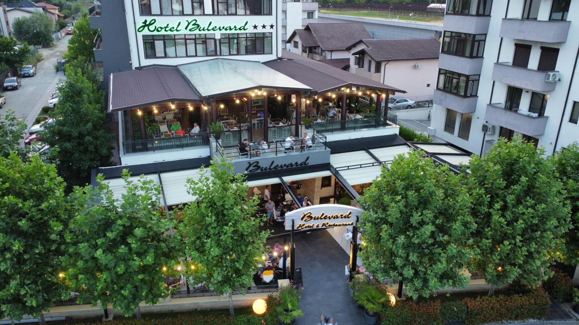 Hotel Bulevard Râmnicu Vâlcea Extérieur photo