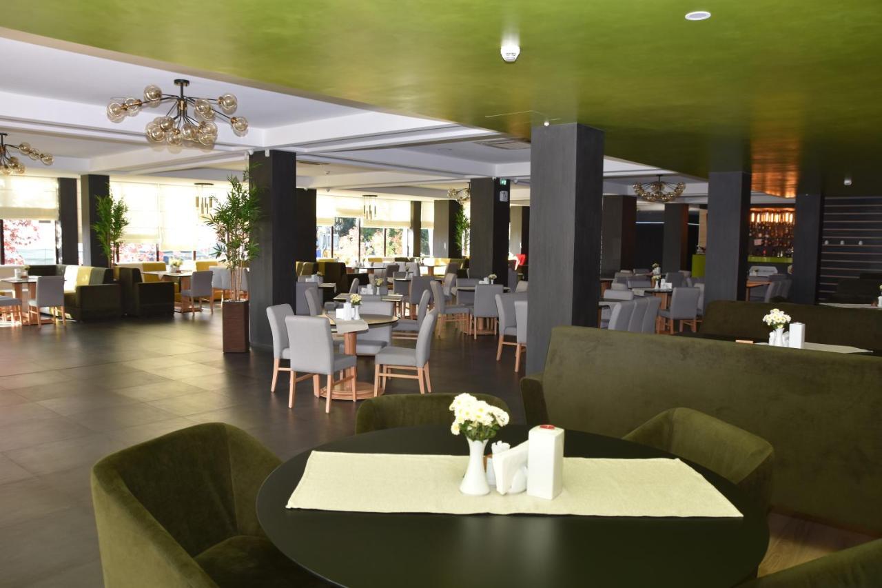 Hotel Bulevard Râmnicu Vâlcea Extérieur photo