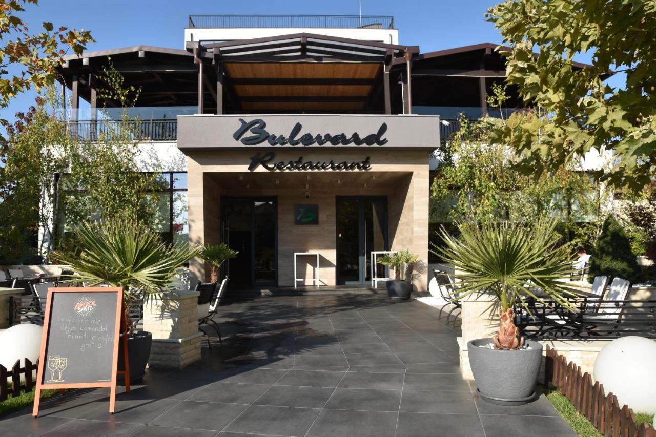 Hotel Bulevard Râmnicu Vâlcea Extérieur photo