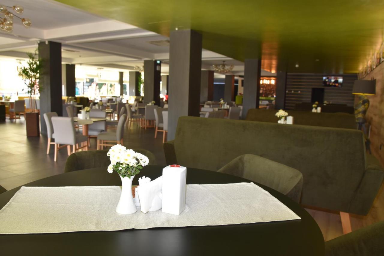 Hotel Bulevard Râmnicu Vâlcea Extérieur photo
